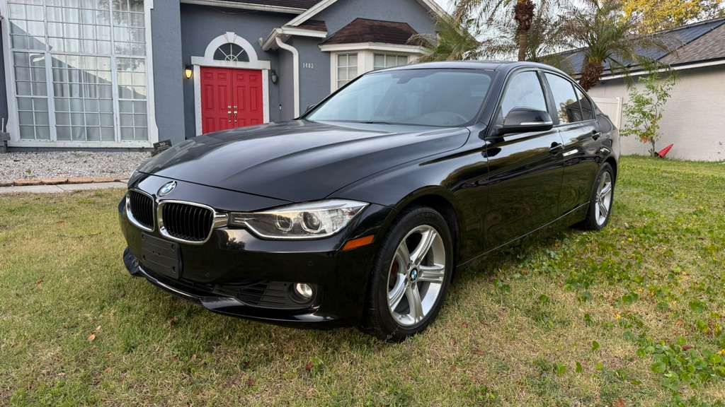 2015 BMW 3 Series thumbnail 9