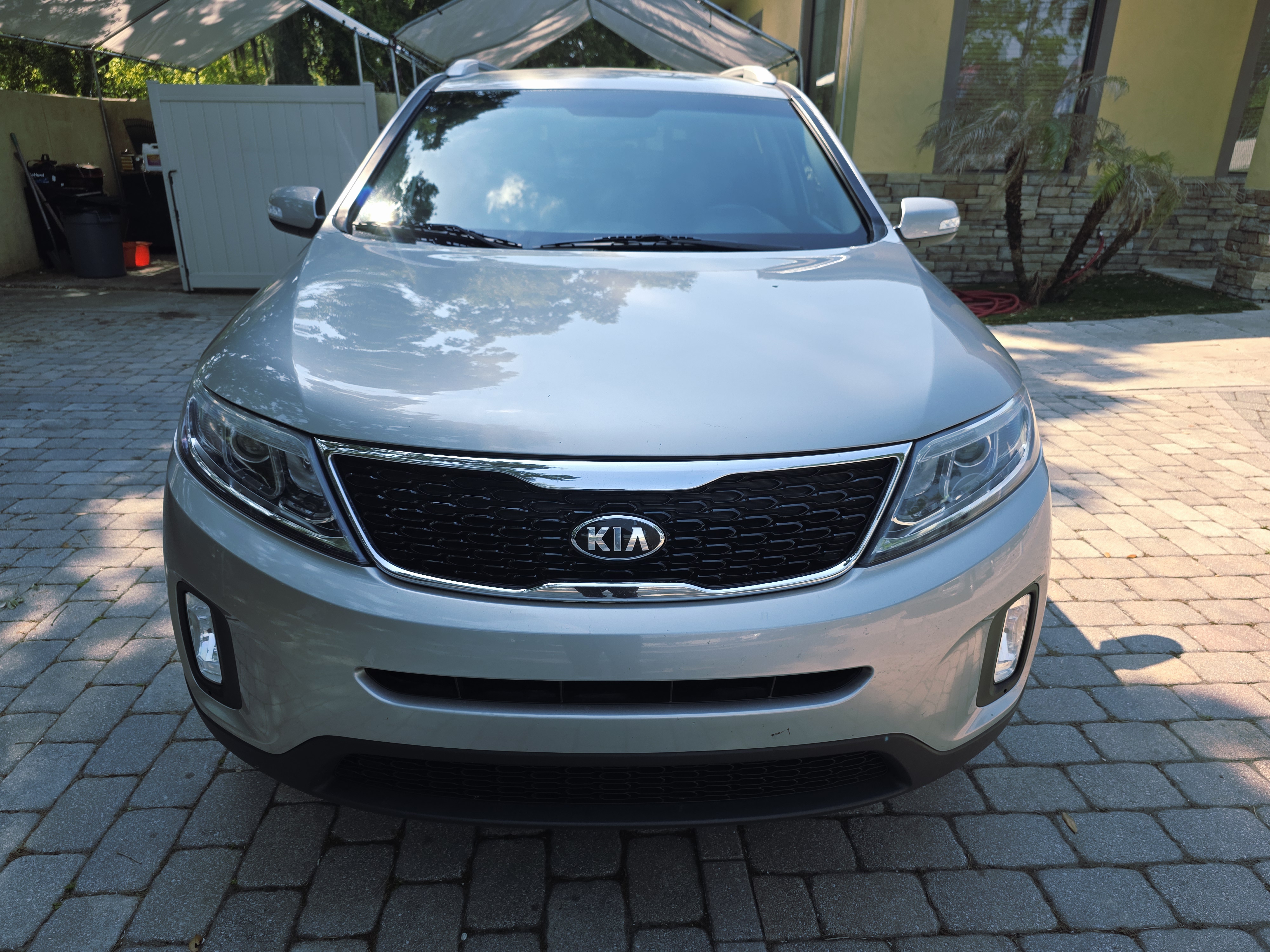 2015 Kia Sorento thumbnail 4