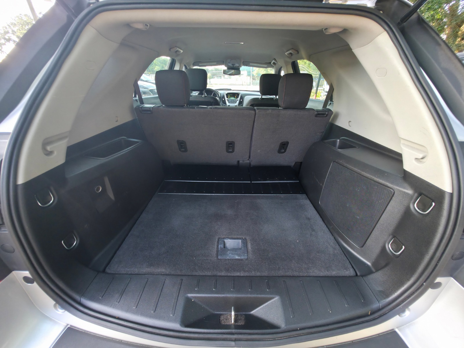 2016 Chevrolet Equinox thumbnail 14