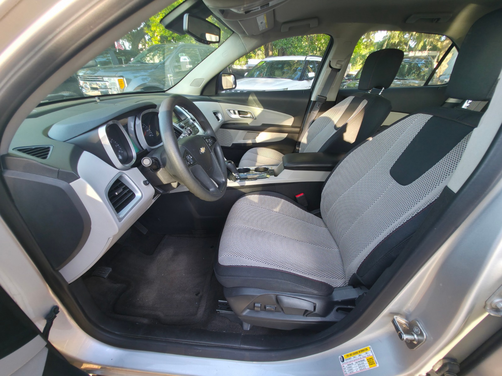 2016 Chevrolet Equinox thumbnail 11