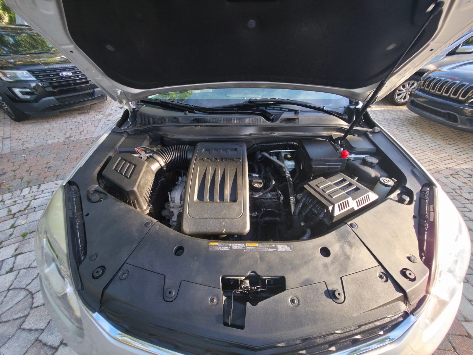 2016 Chevrolet Equinox thumbnail 18