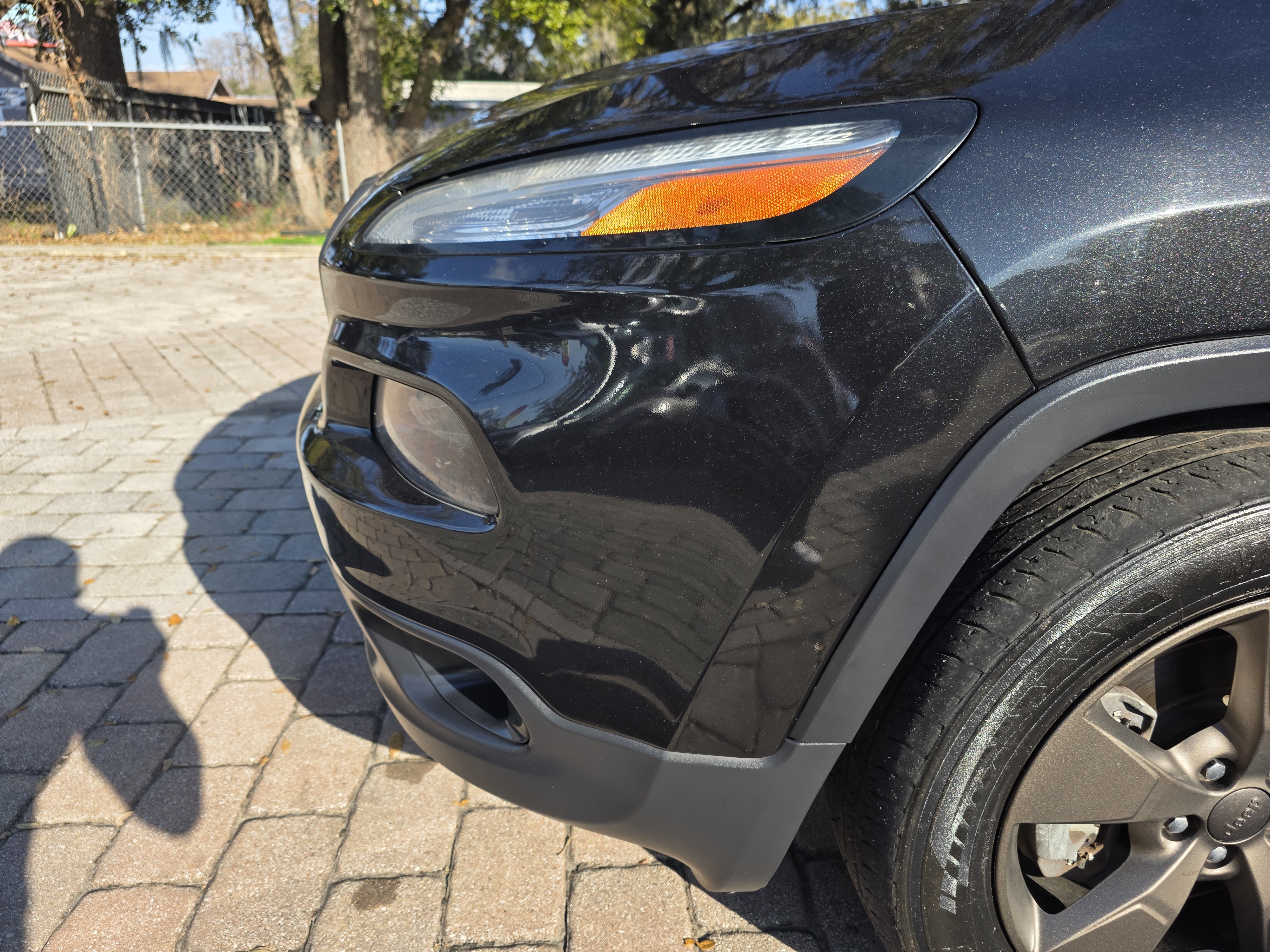 2016 Jeep Cherokee thumbnail 16