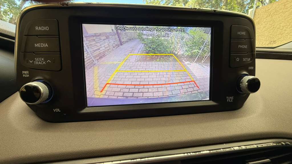 2020 Hyundai Santa Fe thumbnail 15