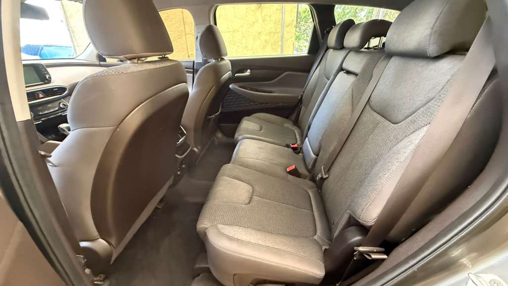 2020 Hyundai Santa Fe thumbnail 13