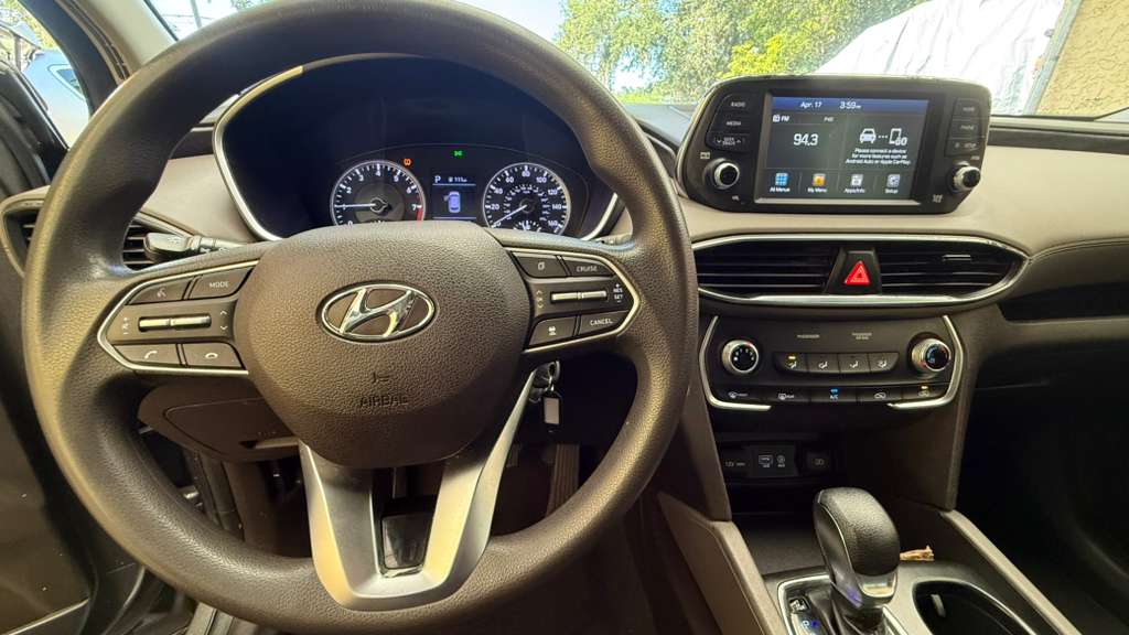 2020 Hyundai Santa Fe thumbnail 18